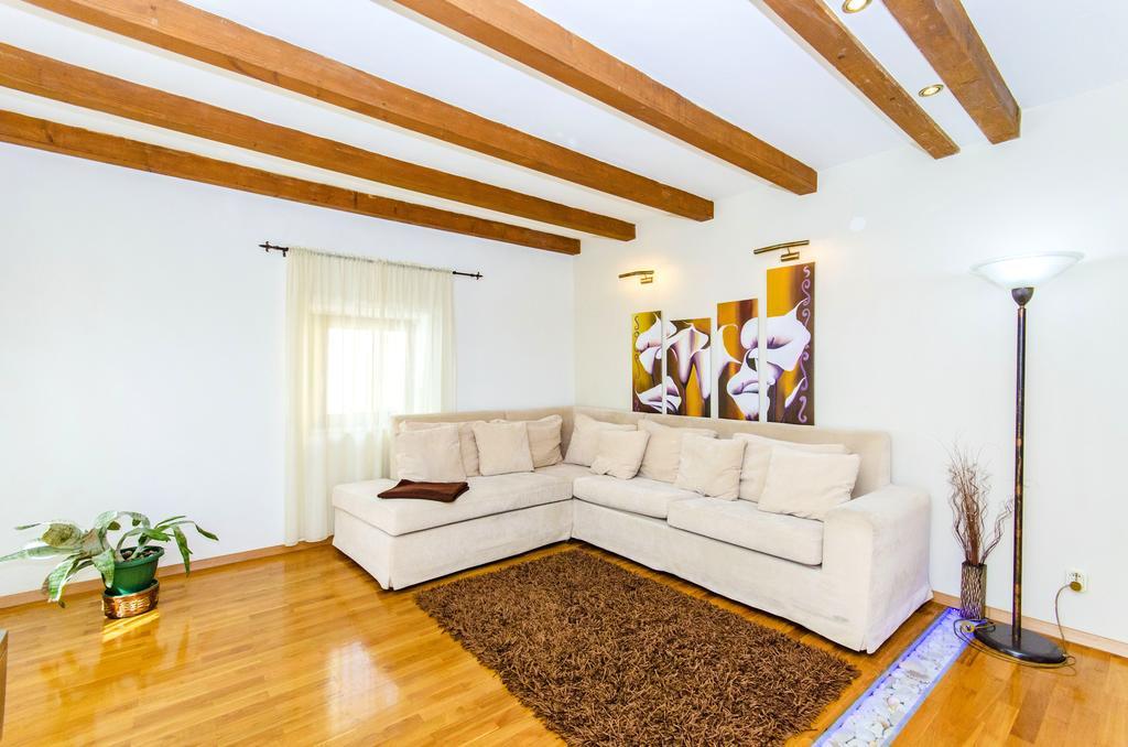Apartment Diocletians Split Center Room photo